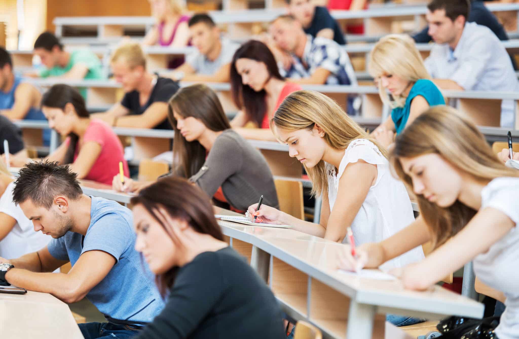 Studenten im Hörsaal